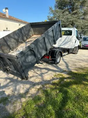 Location de benne Bordeaux, Libourne, Mérignac, Cars Gironde 33 Location de benne Bordeaux, Libourne, Mérignac, Cars Gironde 33